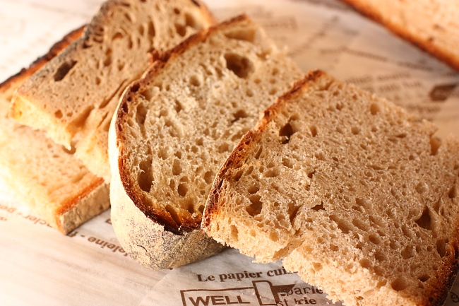 ポワラーヌ パン・ド・カンパーニュ : まねきねこ