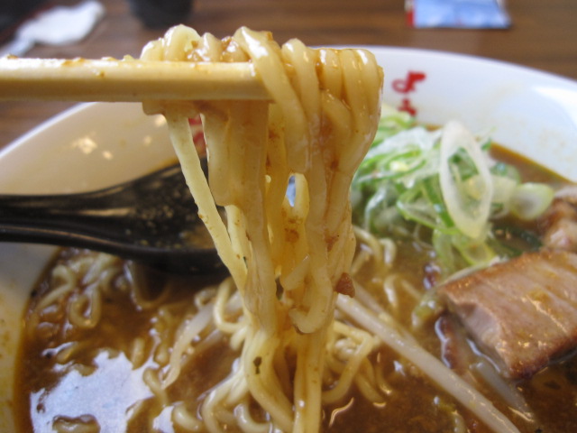 出張五日目その2 元気亭のカレーマグロラーメン@境港_b0042308_8195651.jpg