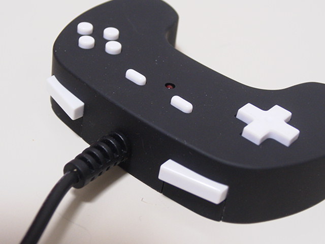 【レビュー】DreamLink USB M.A.D Gamepad_c0004568_207218.jpg