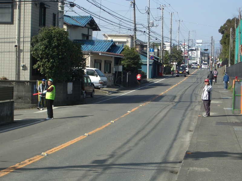 市街地を走る「今泉地区駅伝大会」_f0141310_23172717.jpg