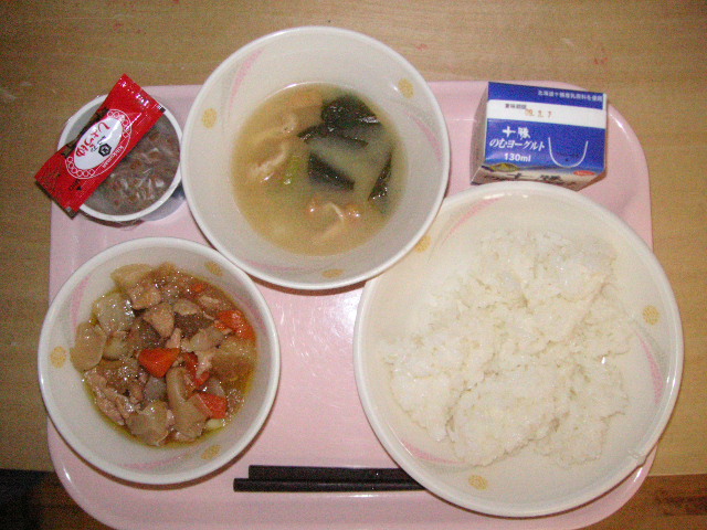 昨日と今日の給食から（*^ーﾟ)ｖ_c0030103_20192388.jpg