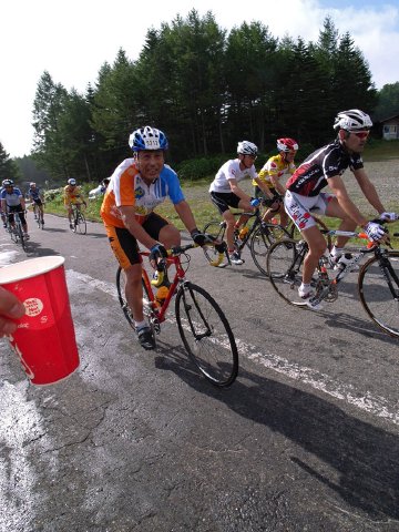自転車でラクに坂を登る方法_e0165831_21234710.jpg