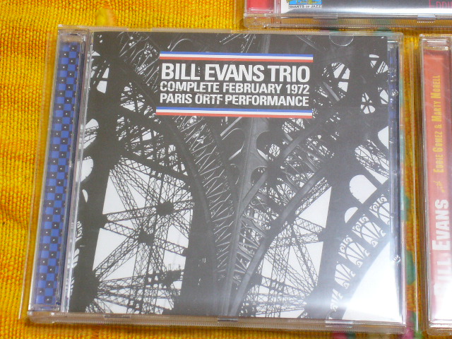 BILL EVANS TRIO 1972 PARIS_a0112282_22542374.jpg