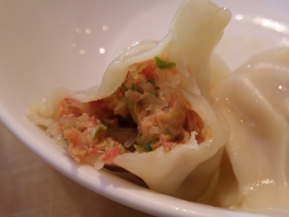 華味屋の新作ピリ辛・水餃子_f0053279_16522349.jpg