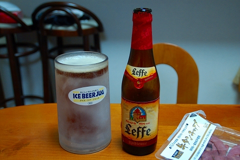 Leffe Radieuse（レフ ラデュース）/Brugs Tripel（ブルージュ トリプル）_c0136008_2313361.jpg