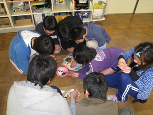 新発田市立東豊小学校にて「世界の家庭みぃつけた」ワークショップを実施しました_c0167632_1613130.jpg