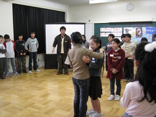 新潟市立真砂小学校にて２つのワークショップを実施しました_c0167632_16341241.jpg