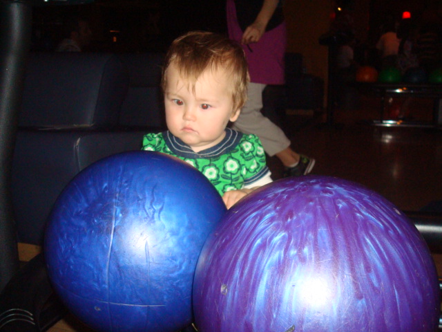 Bowling!_e0103700_8335189.jpg