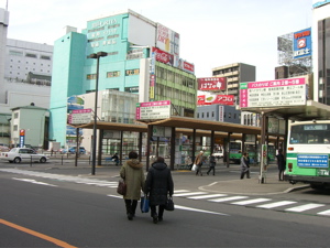 杉のバスのりば_f0090602_002457.jpg
