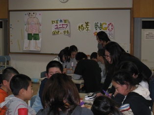 見附市立新潟小学校にて「Ｗａｔｅｒで笑えない話」WSを実施しました。_c0167632_9322153.jpg