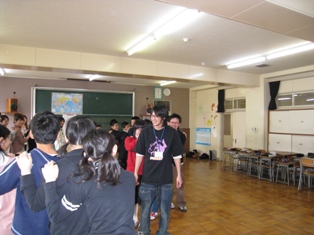 新潟市立赤塚小学校にて「時間割から見える世界」WSを実施しました_c0167632_9382789.jpg
