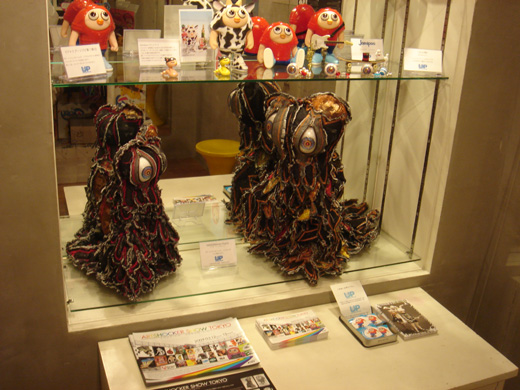 UNIVERSAL POOYAN個展 「 Jamipoo Pre ArtShocker展 」_f0010033_12225354.jpg