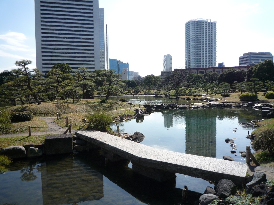 東京散歩　　　＋旧芝離宮恩賜庭園＋ 　　＠浜松町_a0082536_2234130.jpg