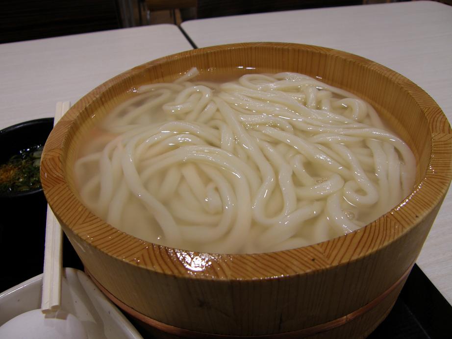 丸亀製麺所で釜揚げ三昧を　鶴見イオンモール店_c0118393_18461946.jpg