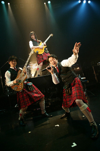 KAN「BAND LIVE TOUR 2009 じゃぁ、スイスの首都は?」 BAND LIVE TOUR