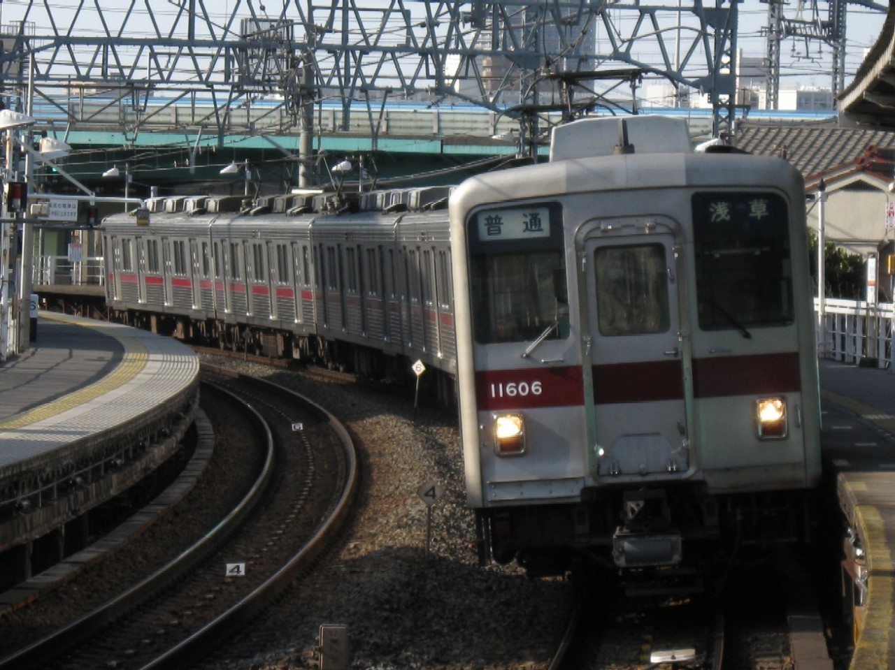 ２月の鉄活動から：東武堀切駅_d0044222_2146978.jpg