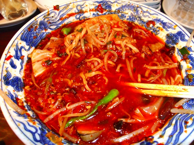 暴力的激辛坦々麺　相原初完敗_f0050534_0265470.jpg