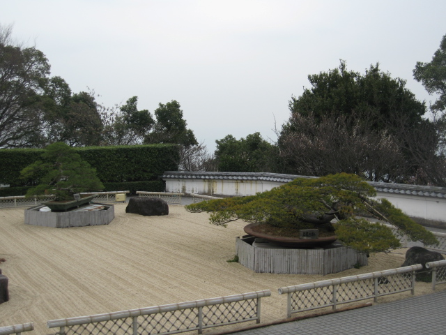 錦ヶ浦自然郷の盆栽庭園_a0108356_1129450.jpg