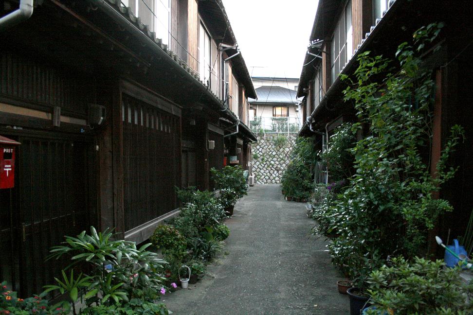 「警官の血」ロケ地 北九州市門司区谷町付近_a0107574_19321776.jpg