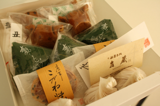 和菓子は季節を感じます。_c0175022_241677.jpg