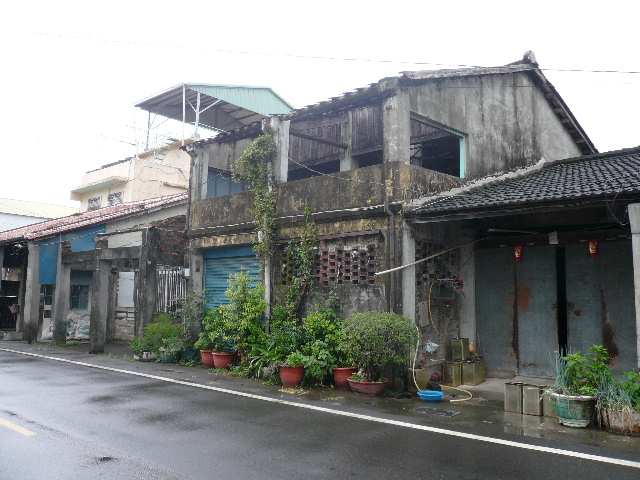 初夏の南台湾旅　第四天　雨で観光を撤収～美濃_f0172386_21582183.jpg