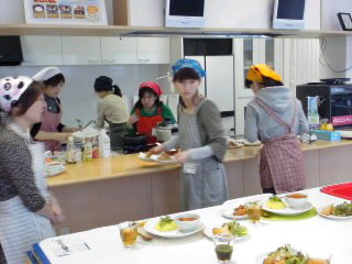 東部ガス3月・・・おうちで「Aisian Cafe」。_f0177295_1521835.jpg