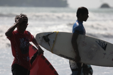 RIPCURL GROM SEARCH 2009 ＠ PADANG　後編_e0104703_1048443.jpg