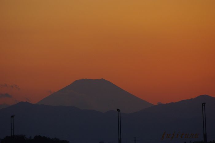 富士山の裾（？）に夕日が落ちた　3（さあ、ラストです）_b0151409_219540.jpg