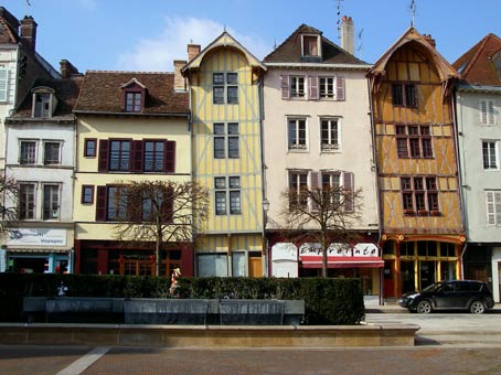 Troyes トロワ_d0062721_912485.jpg