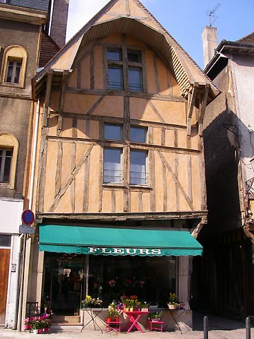 Troyes トロワ_d0062721_9133681.jpg