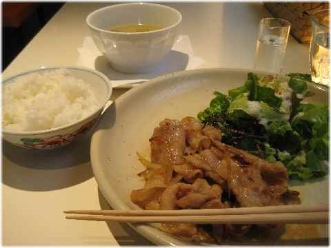 【「みやじ豚」を美味しく手ごろに♪「COVO」のランチ】_b0009849_20224270.jpg
