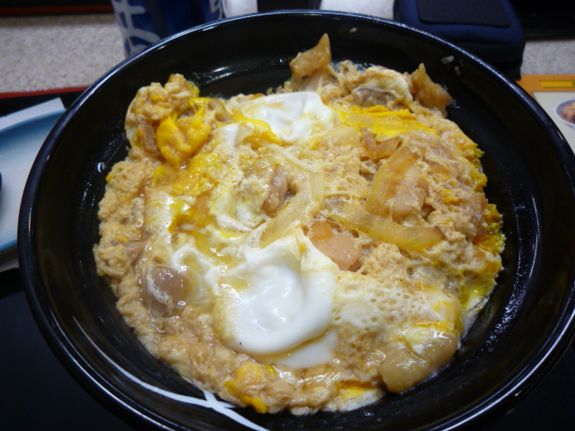 吉野家の親子丼_c0179469_8322540.jpg