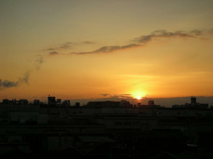 病室からの朝の風景_b0163381_10394882.jpg