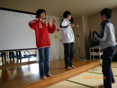 6年生を送る会_e0127003_0314176.jpg