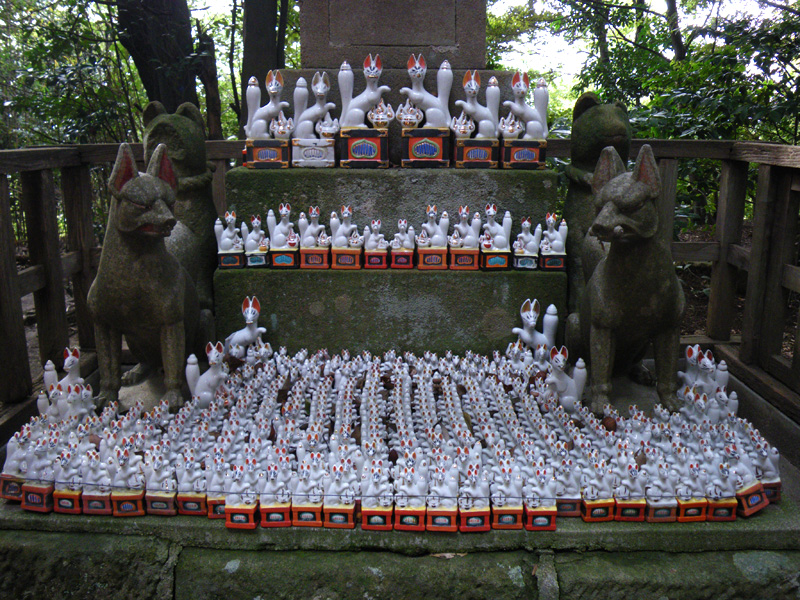 城山稲荷神社の狐達 Noraのなんだかなあ日記 城山稲荷神社の狐達 Noraのなんだかなあ日記