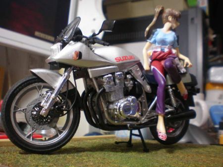 住人達の愛車（５）【バイク編２：スズキGSX 1100Sカタナ】_c0143347_237237.jpg