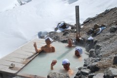 雲上の湯・本沢温泉スノーシュー_f0019247_16581537.jpg