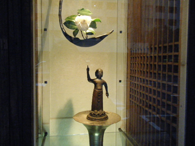 東美アートフェアと「旅する流れ仏たち」展_e0142956_1749286.jpg