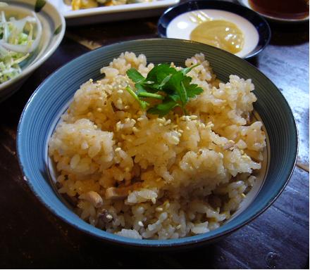 お試し「ビール炊き込みご飯」_b0058120_24335.jpg