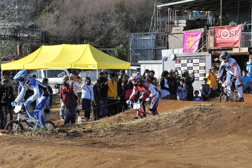 2009JOSF緑山関東オープンレースVOL1：BMXエリート決勝_b0065730_21381588.jpg