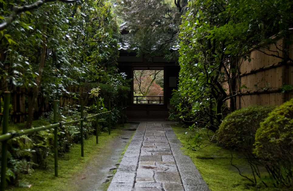 冬の京都　大徳寺　高桐院　4　抹茶とお菓子_e0127948_1391423.jpg