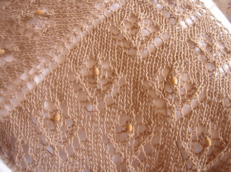 Airy Scarf with wood beads!_e0049409_1053943.jpg