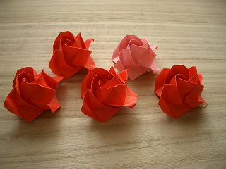 折り薔薇 ミイのステッチ一歩一歩