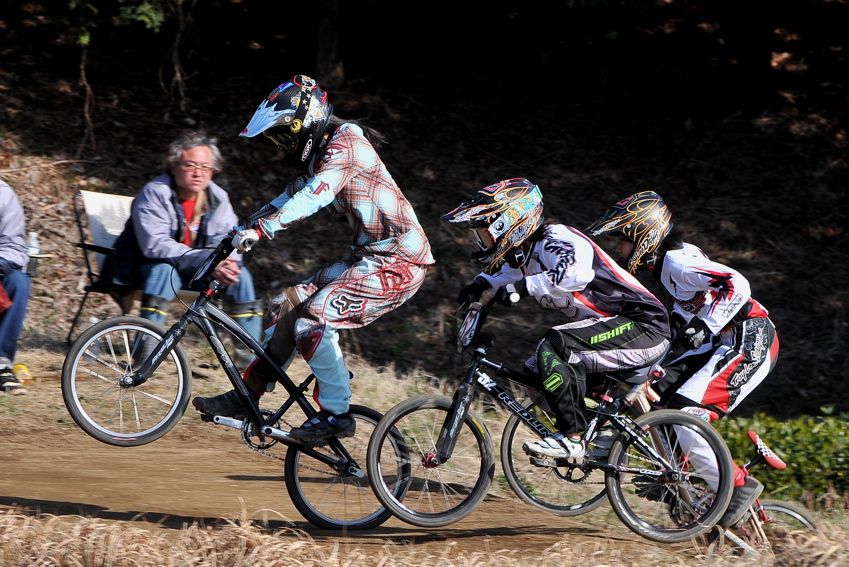 2009JOSF緑山関東オープンレースVOL7：ビギナー、パウダー、クルーザークラス決勝_b0065730_20231231.jpg