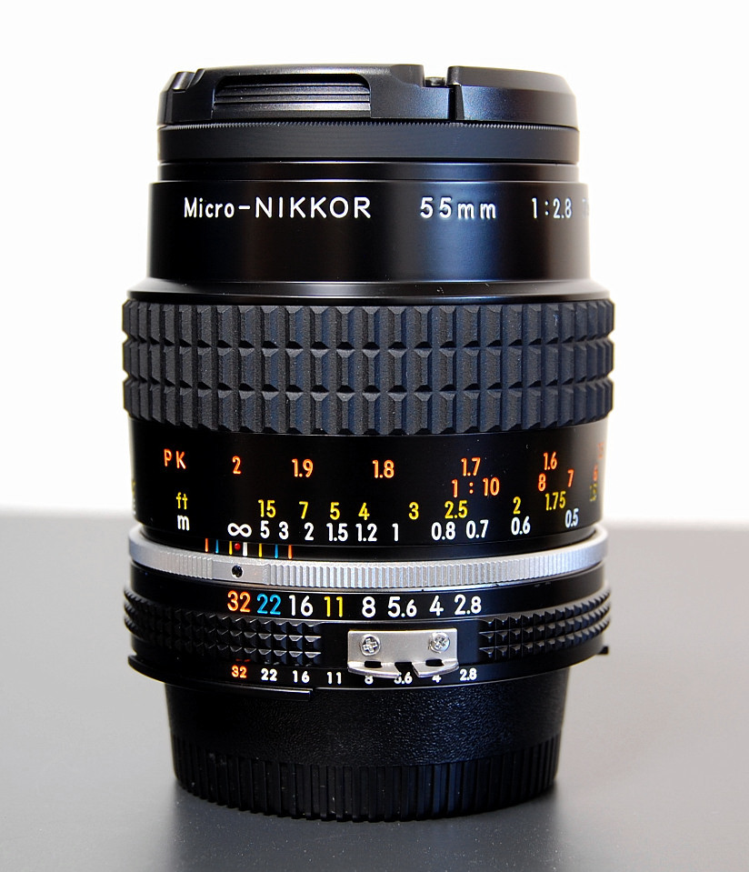 Ai Micro-Nikkor 55mm F2.8S : 天文中年の部屋