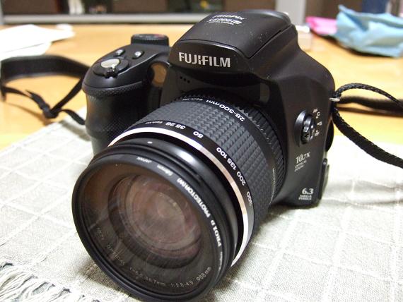 FinePix S6000fdが嫁ぎました。_b0123359_11235522.jpg