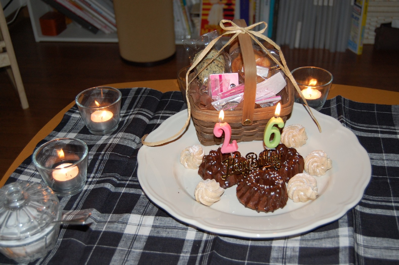 焼き菓子詰め合わせとbithday cake_c0171218_22531464.jpg