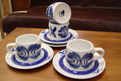 良いアジのでた木のスツール2種類入荷_a0096367_23294281.jpg
