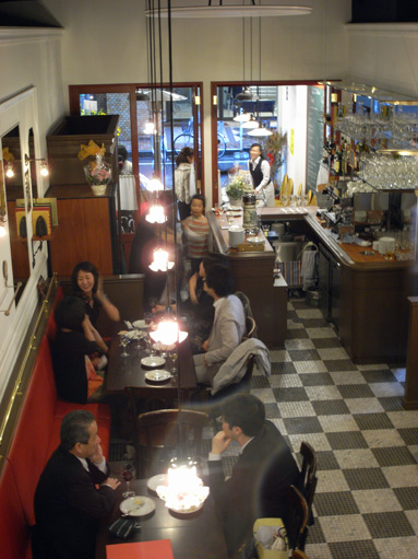 祝☆open @ パリ酒場 _b0118001_229172.jpg