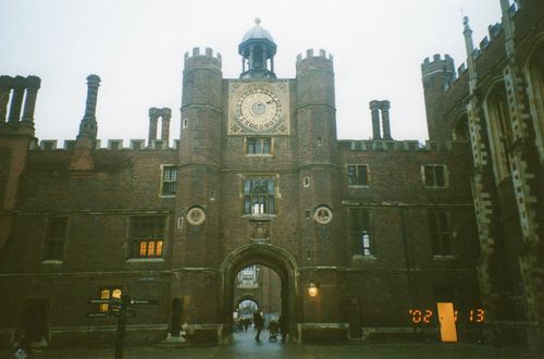 Hampton Court palace_d0148729_027661.jpg